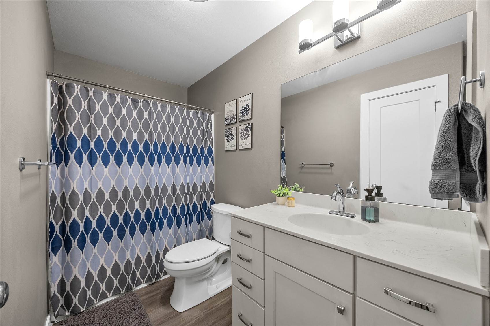 808 Marie Street Solon IA 52333