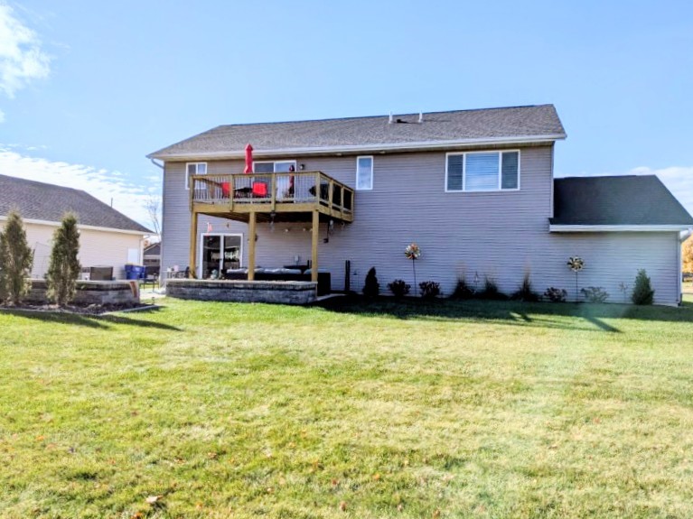 808 Marie Street Solon IA 52333