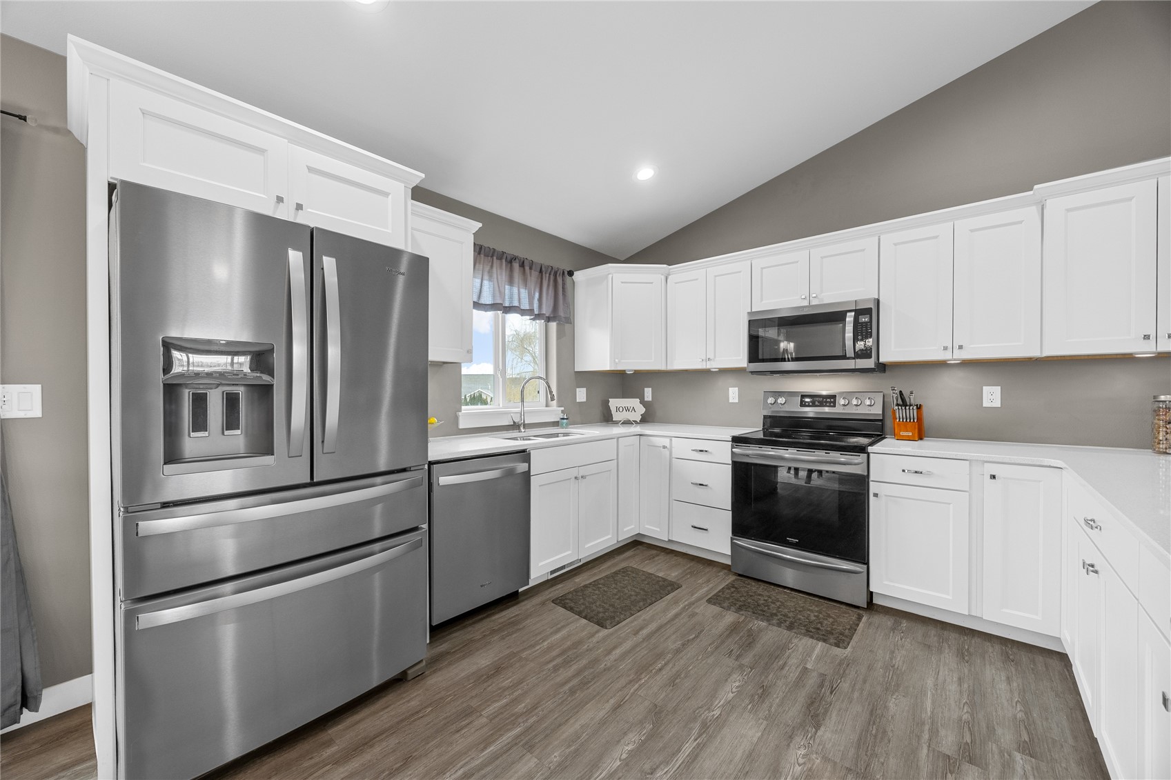 808 Marie Street Solon IA 52333