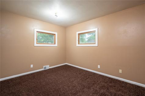 111 21st Street Marion IA 52302
