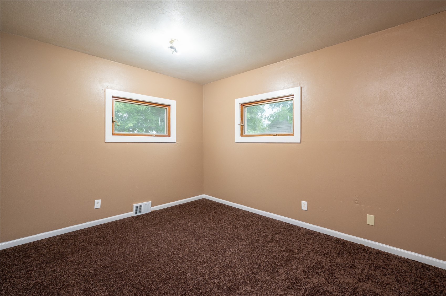 111 21st Street Marion IA 52302