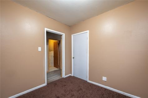 111 21st Street Marion IA 52302
