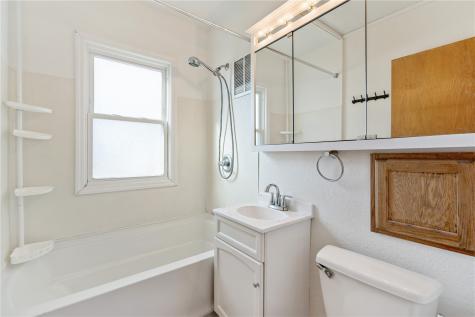 1532 8th Street NW Cedar Rapids IA 52405
