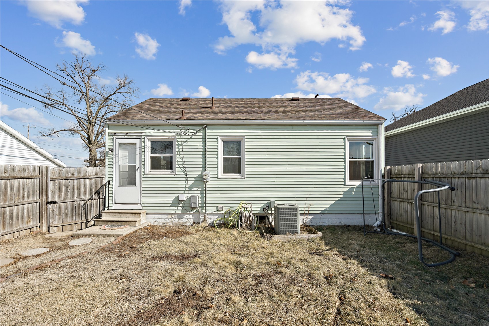 1532 8th Street NW Cedar Rapids IA 52405