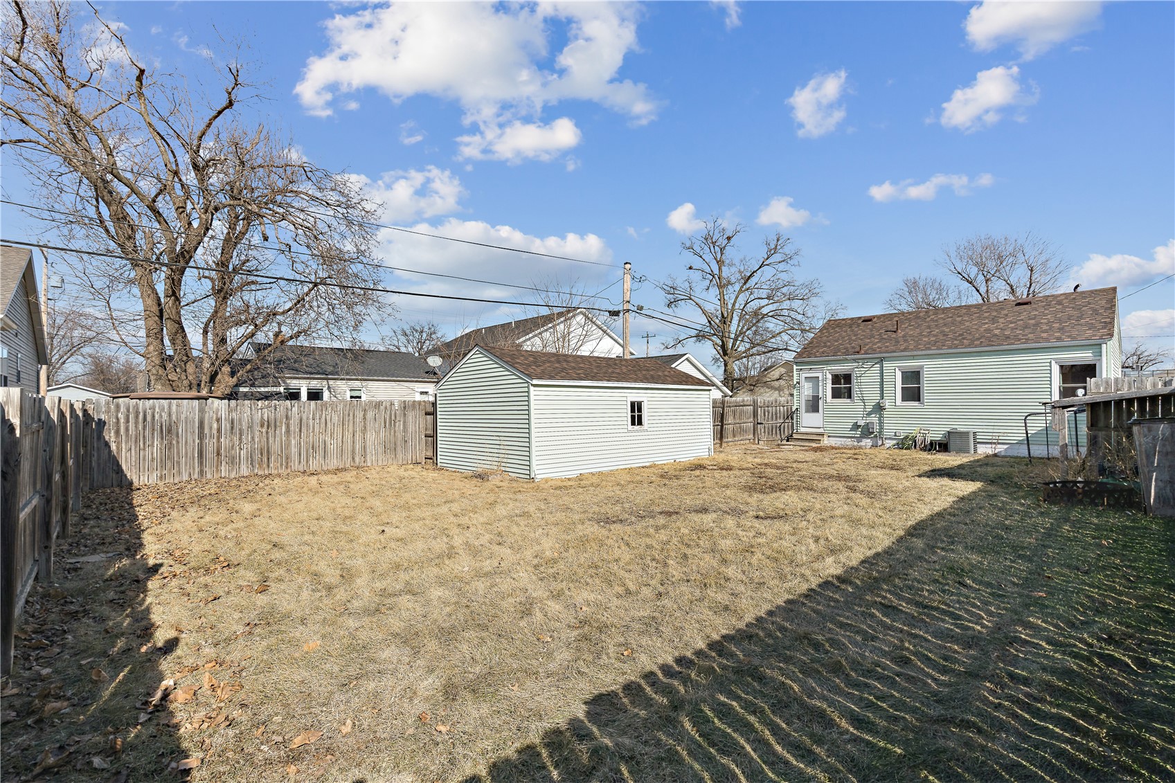 1532 8th Street NW Cedar Rapids IA 52405