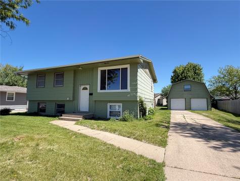1900 Daleview Drive Marion IA 52302