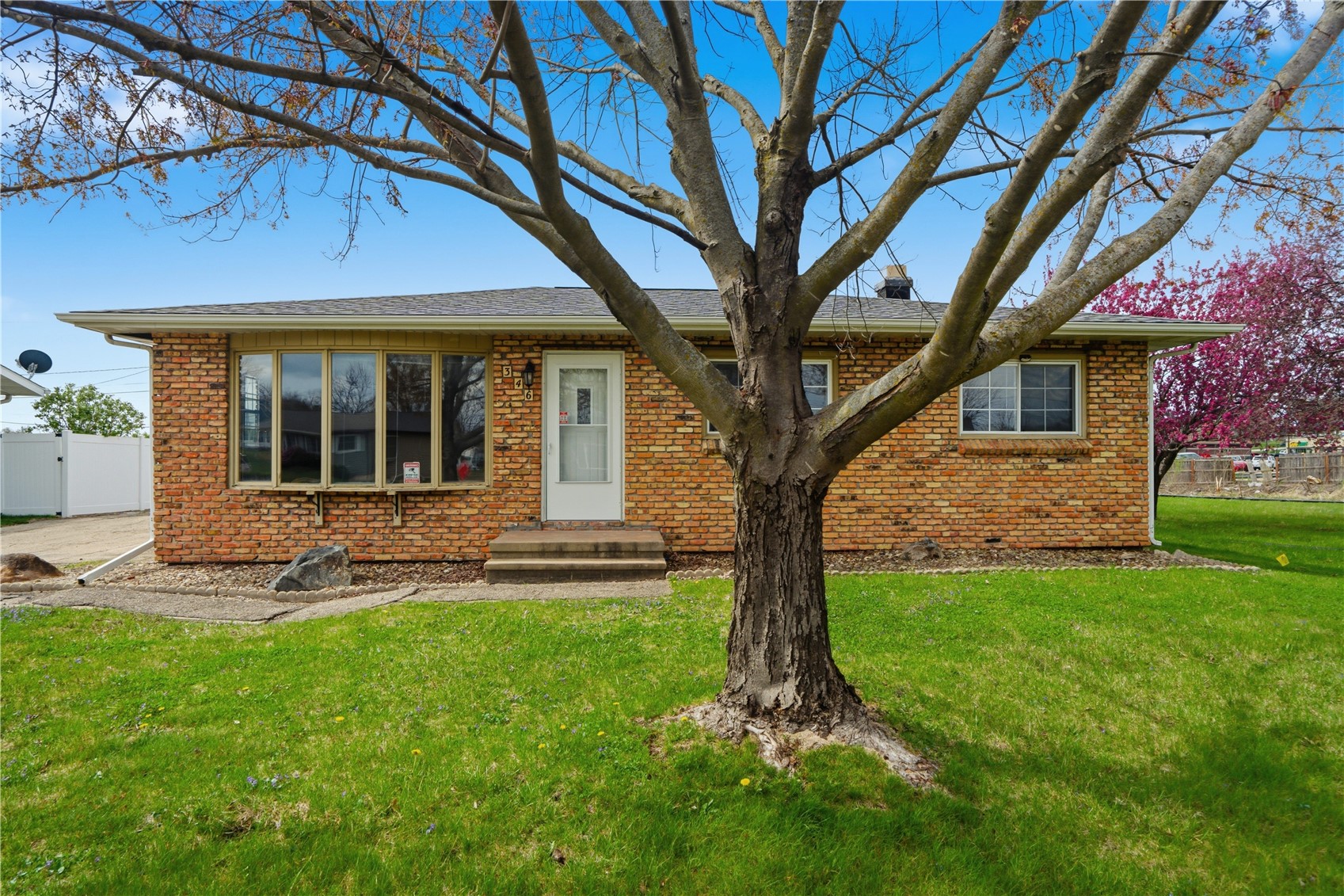 346 32nd Street NW Cedar Rapids IA 52405