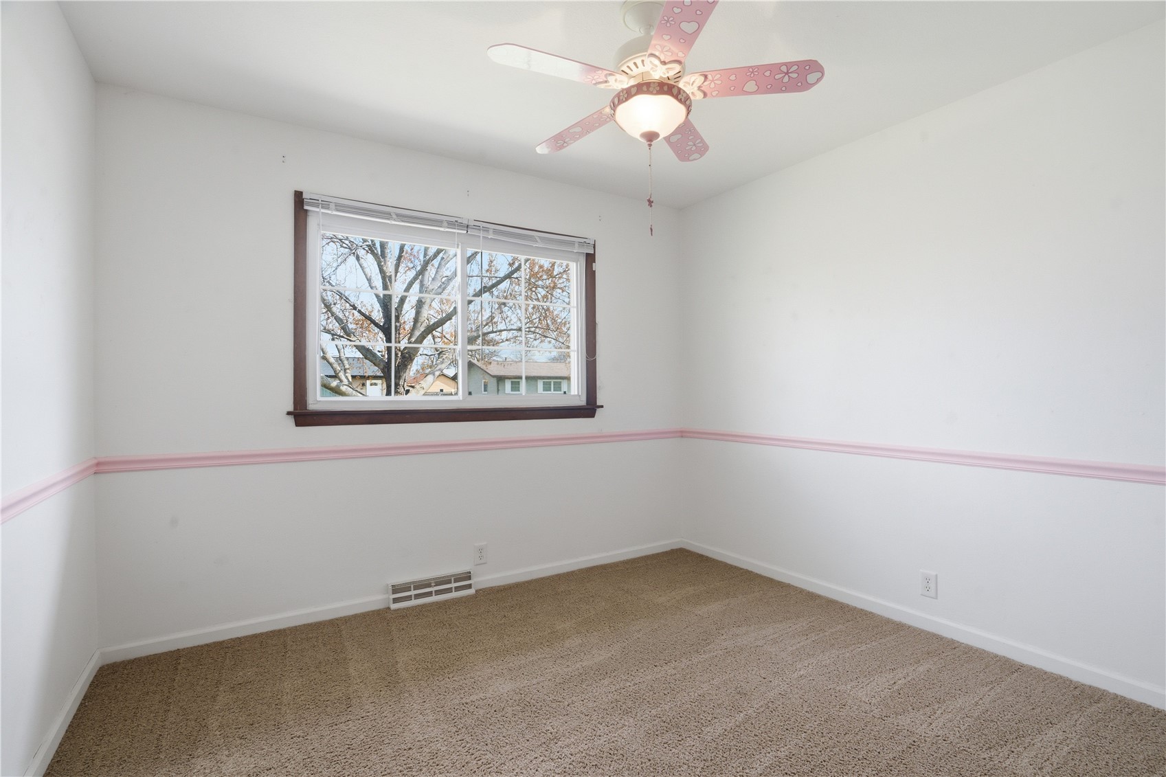 346 32nd Street NW Cedar Rapids IA 52405