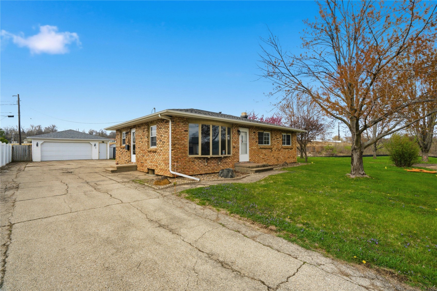 346 32nd Street NW Cedar Rapids IA 52405