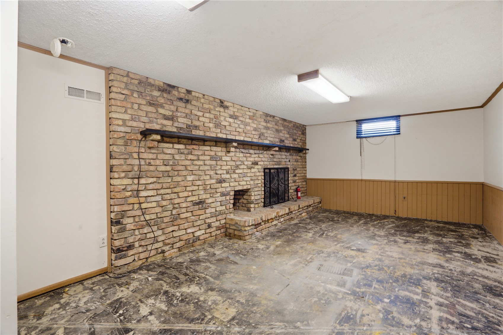 346 32nd Street NW Cedar Rapids IA 52405