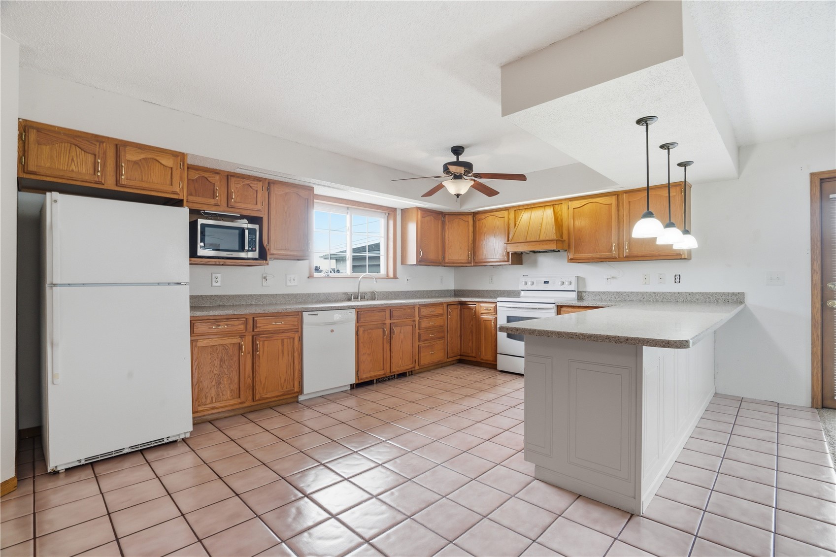 346 32nd Street NW Cedar Rapids IA 52405