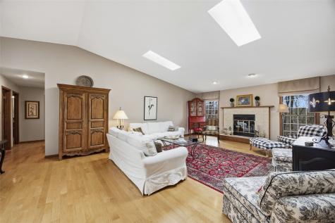 3634 Honey Hill Drive SE Cedar Rapids IA 52403
