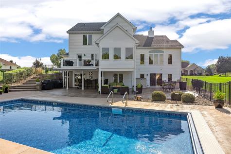 5310 Sterling Heights Drive Marion IA 52302