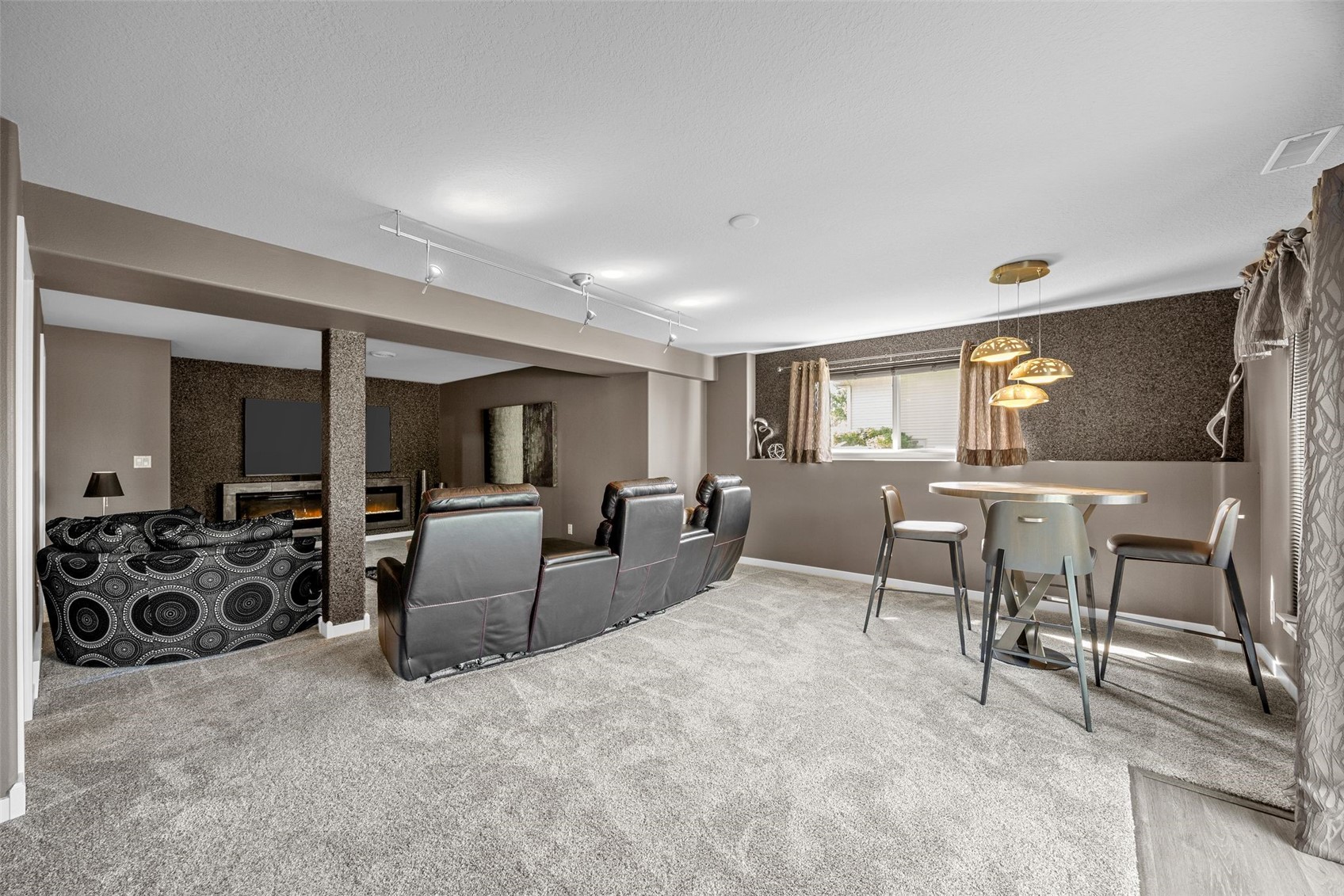 5310 Sterling Heights Drive Marion IA 52302