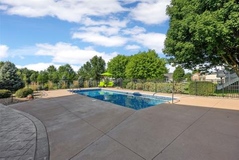 5310 Sterling Heights Drive Marion IA 52302