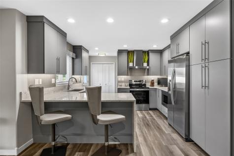 5310 Sterling Heights Drive Marion IA 52302