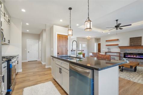 5219 Hay Field Drive SW Cedar Rapids IA 52404