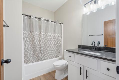 5219 Hay Field Drive SW Cedar Rapids IA 52404