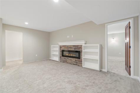 5219 Hay Field Drive SW Cedar Rapids IA 52404
