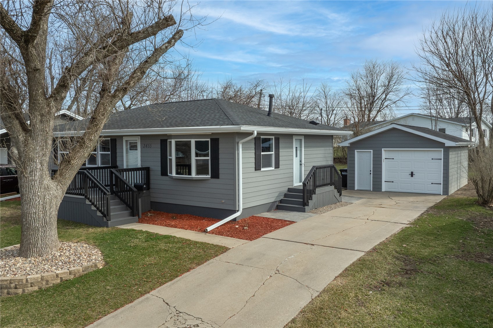 2455 Mcgowan Boulevard Marion IA 52302