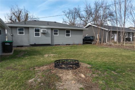 2455 Mcgowan Boulevard Marion IA 52302
