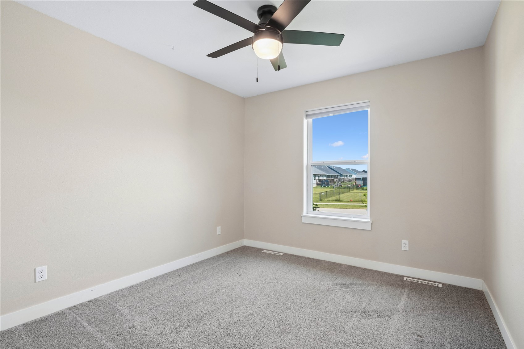 453 68th Avenue SW Cedar Rapids IA 52404