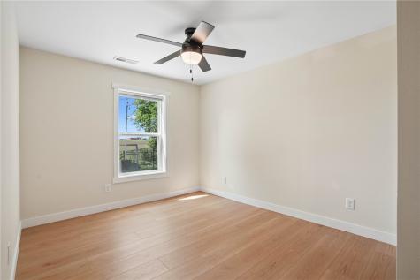 453 68th Avenue SW Cedar Rapids IA 52404