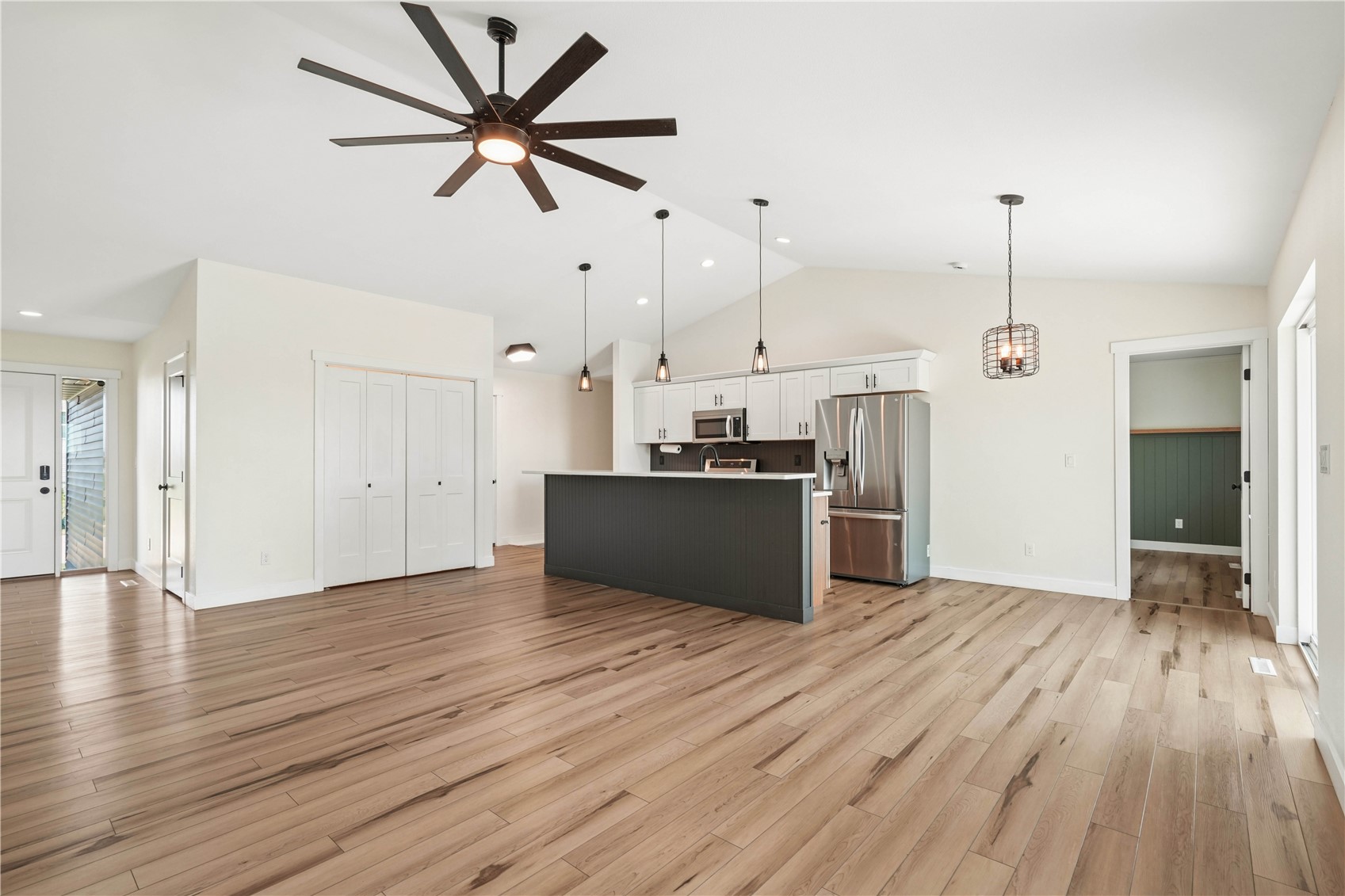 453 68th Avenue SW Cedar Rapids IA 52404