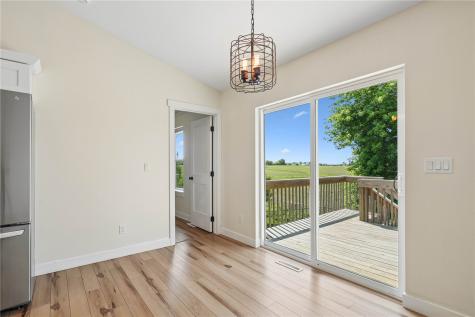 453 68th Avenue SW Cedar Rapids IA 52404