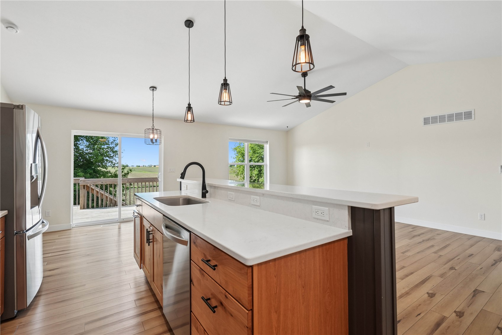453 68th Avenue SW Cedar Rapids IA 52404