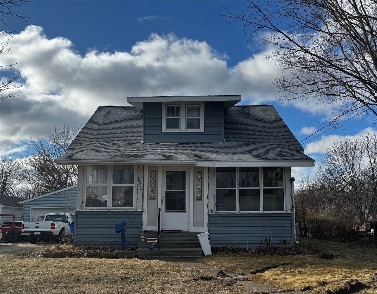 229 28th Street Drive SE Cedar Rapids IA 52403