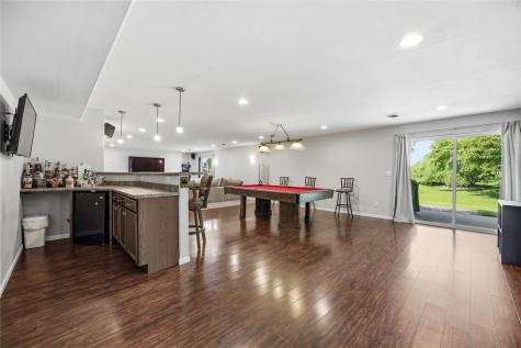 1716 23rd Street SW Cedar Rapids IA 52404