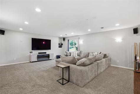 1716 23rd Street SW Cedar Rapids IA 52404