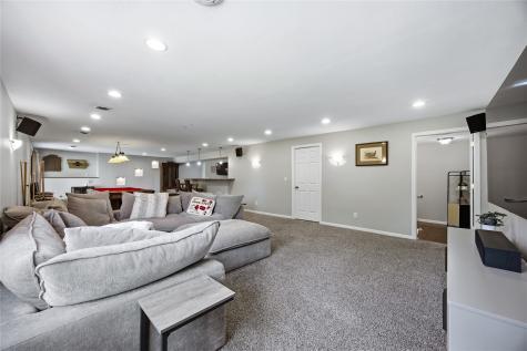 1716 23rd Street SW Cedar Rapids IA 52404