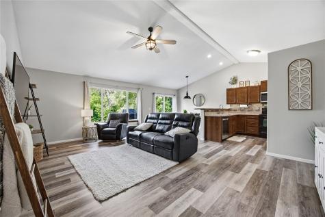 1716 23rd Street SW Cedar Rapids IA 52404