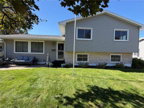 1930 Cach Lane SW Cedar Rapids IA 52404