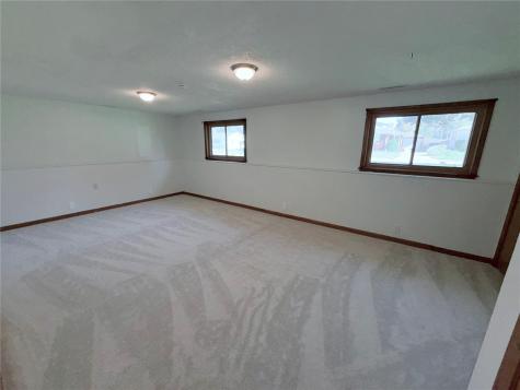 1930 Cach Lane SW Cedar Rapids IA 52404