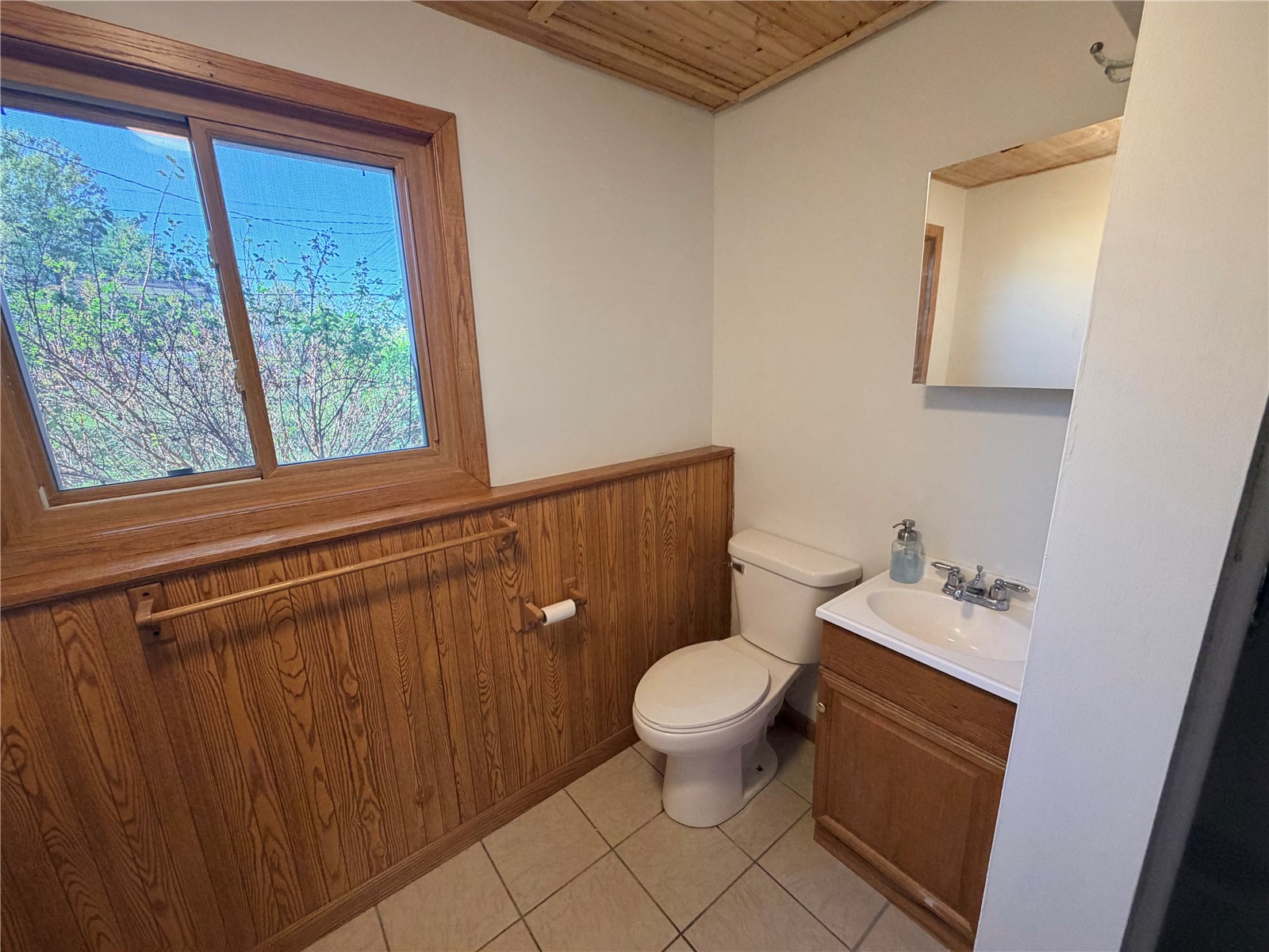 1930 Cach Lane SW Cedar Rapids IA 52404