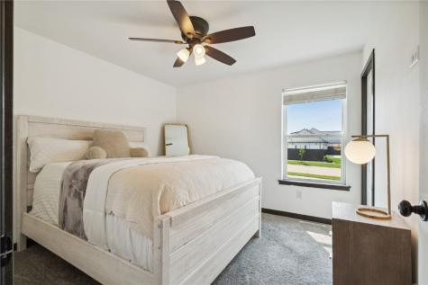 6227 Hoover Trail Road SW Cedar Rapids IA 52404