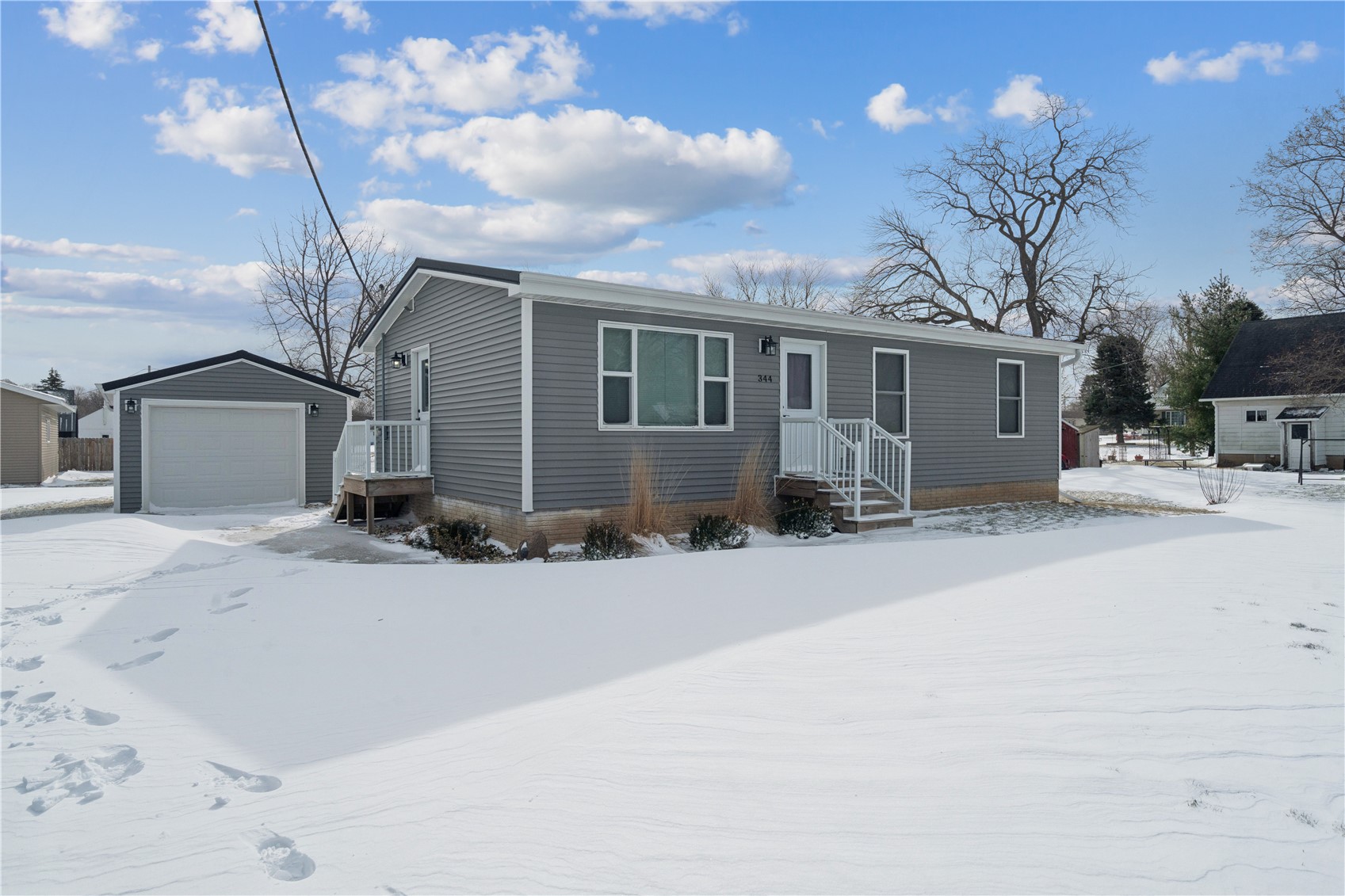 344 North 1st Street Central City IA 52214