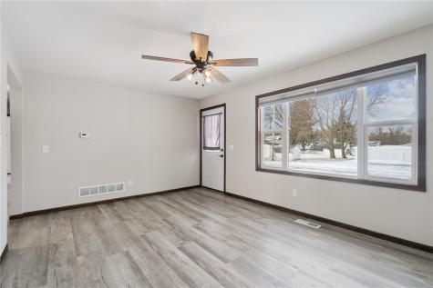 344 North 1st Street Central City IA 52214