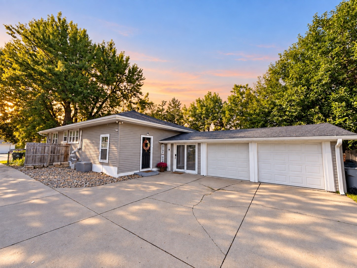 3823 E Avenue NE Cedar Rapids IA 52402