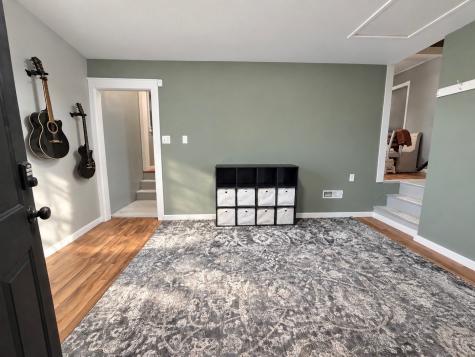 3823 E Avenue NE Cedar Rapids IA 52402