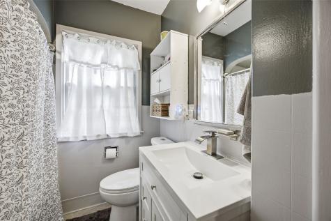 210 Hubbell Street Martelle IA 52305