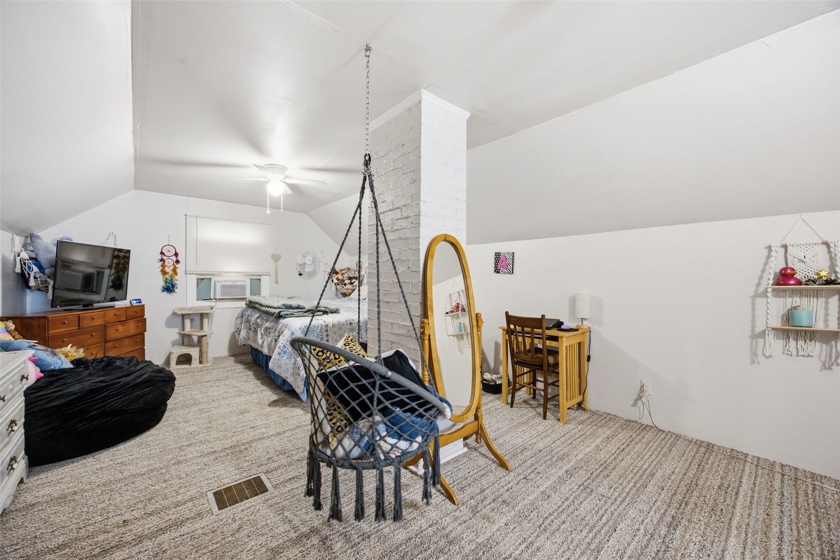 210 Hubbell Street Martelle IA 52305