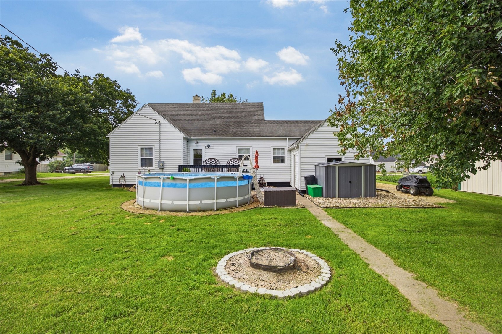 210 Hubbell Street Martelle IA 52305