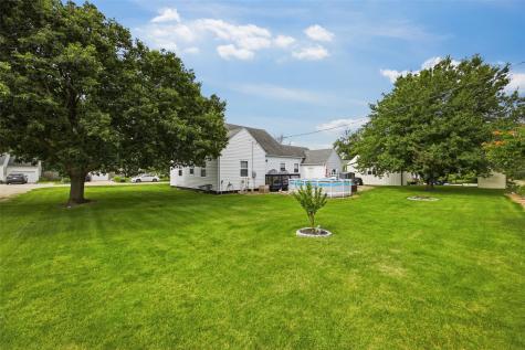 210 Hubbell Street Martelle IA 52305