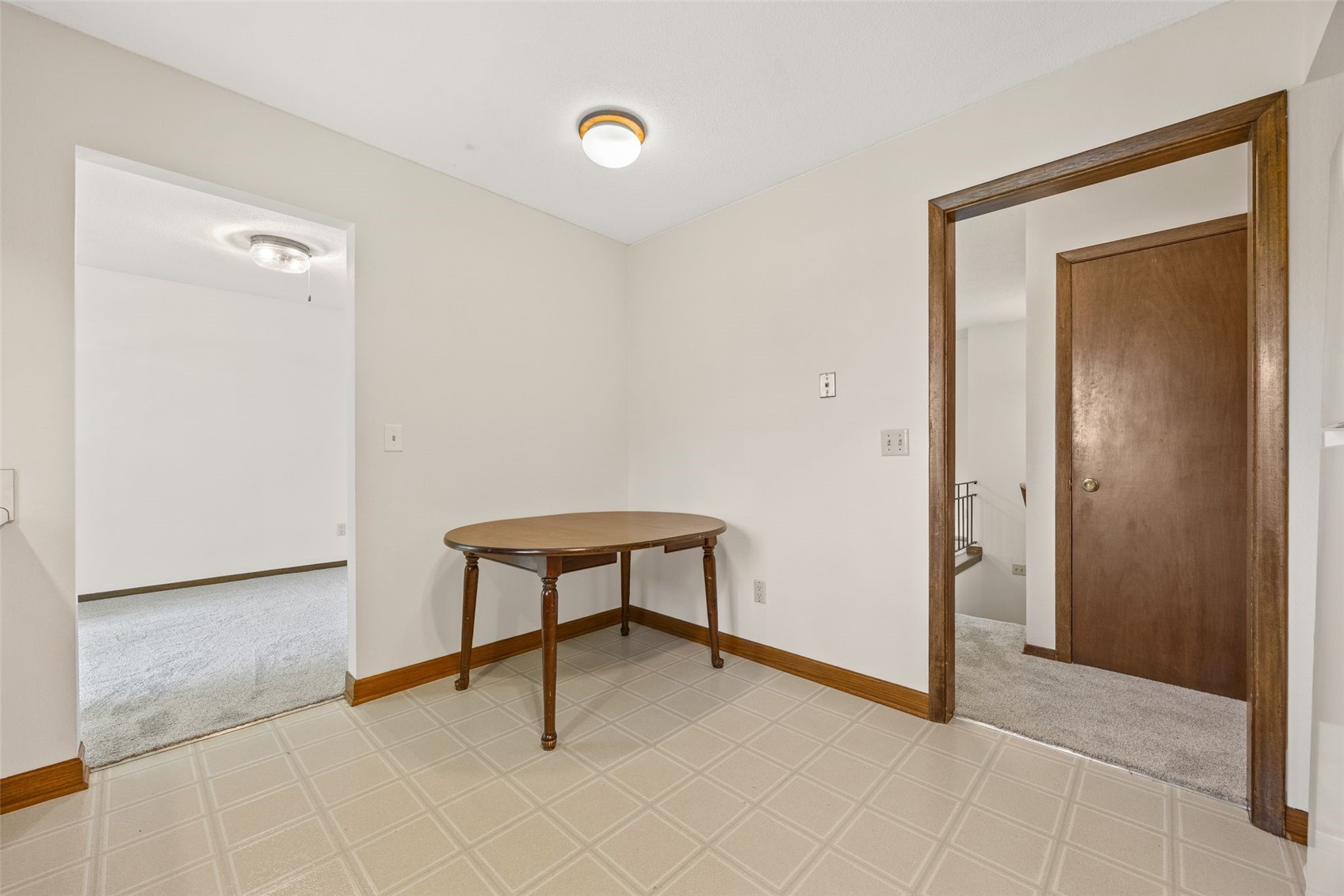 617 Wheaton Road Iowa City IA 52246