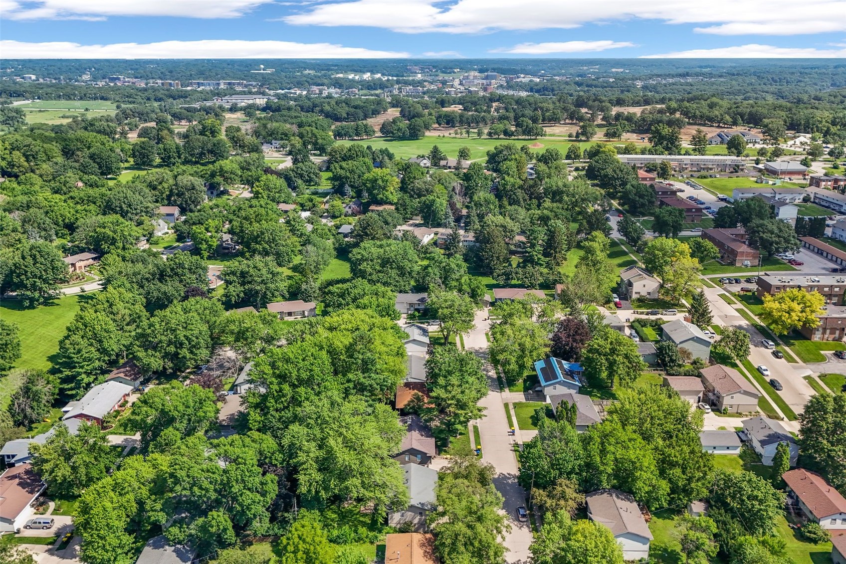 617 Wheaton Road Iowa City IA 52246