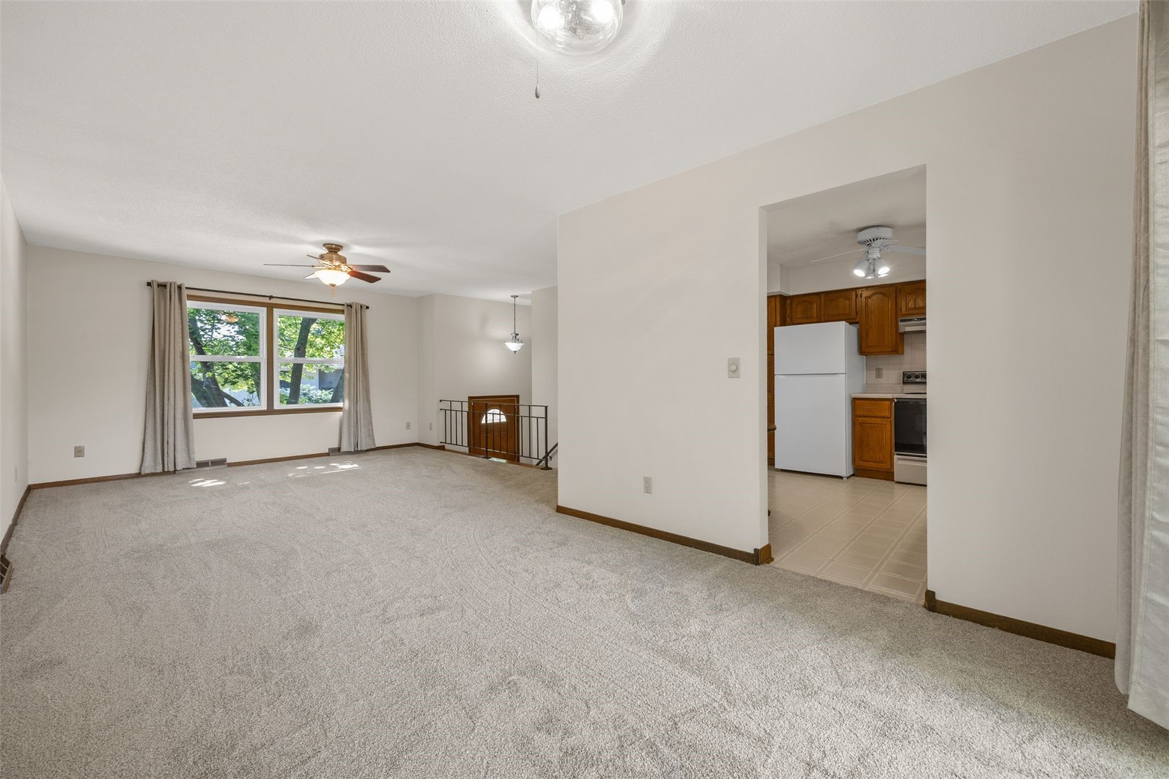 617 Wheaton Road Iowa City IA 52246